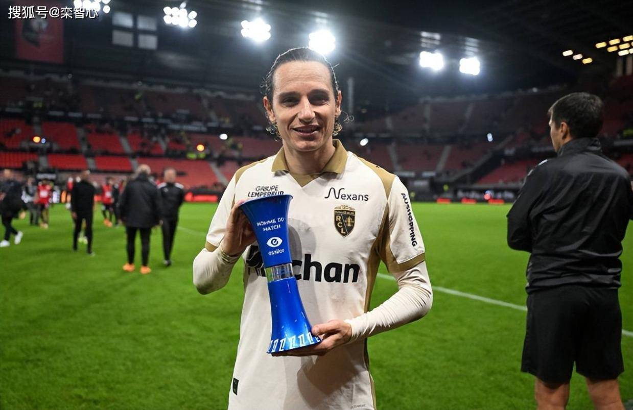 法甲积分榜：朗斯力压巴黎领跑！巴黎、马赛分居2、3位！